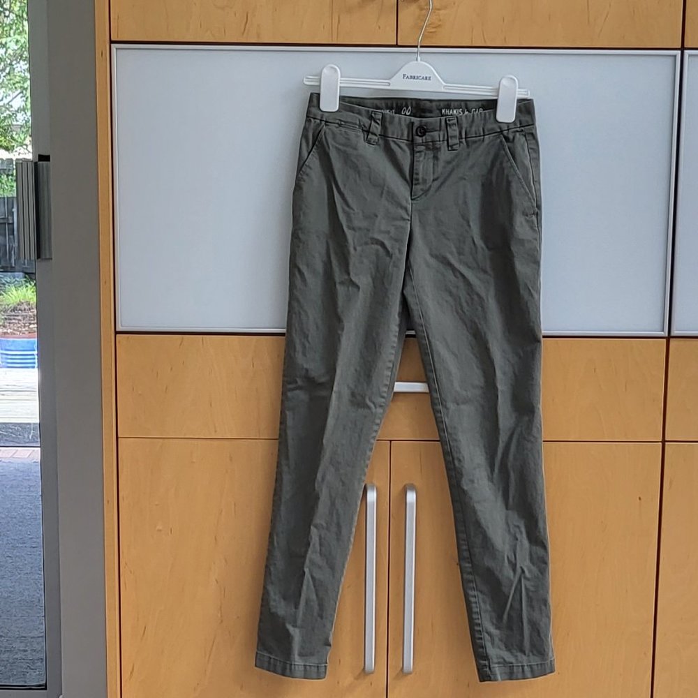 Gap Khaki pants